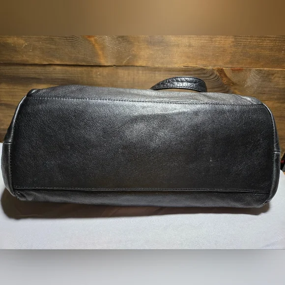 Wanderers Travel The Rocks Handbag, La Fontelina wallet, Barcelona Card wallet - Picture 7 of 16